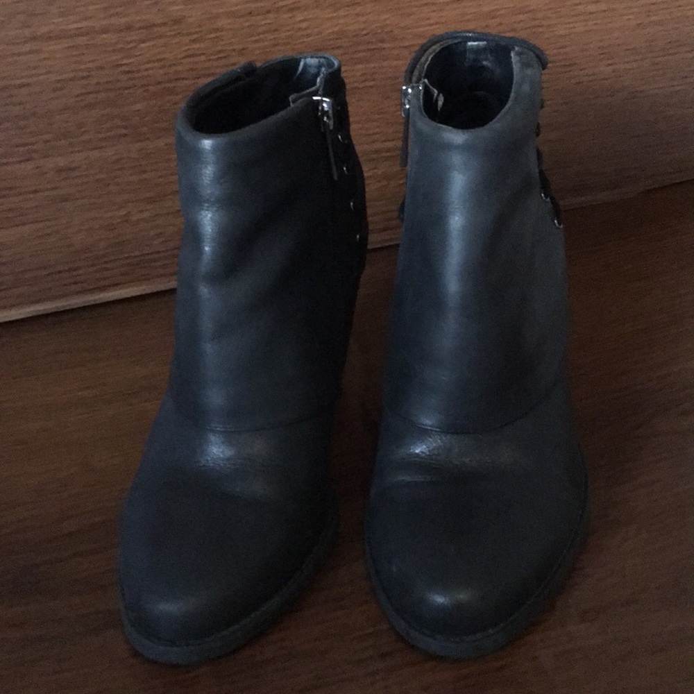 Jessica Simpson booties - Picture 6 of 8